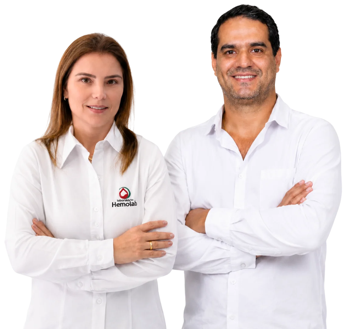 Diretores Hemolab — Helton A. Ribeiro de Oliveira e Máira Rodrigues dos Santos